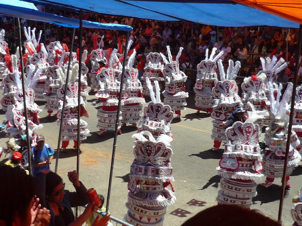 carnaval-oruro-costumes-traditionnels