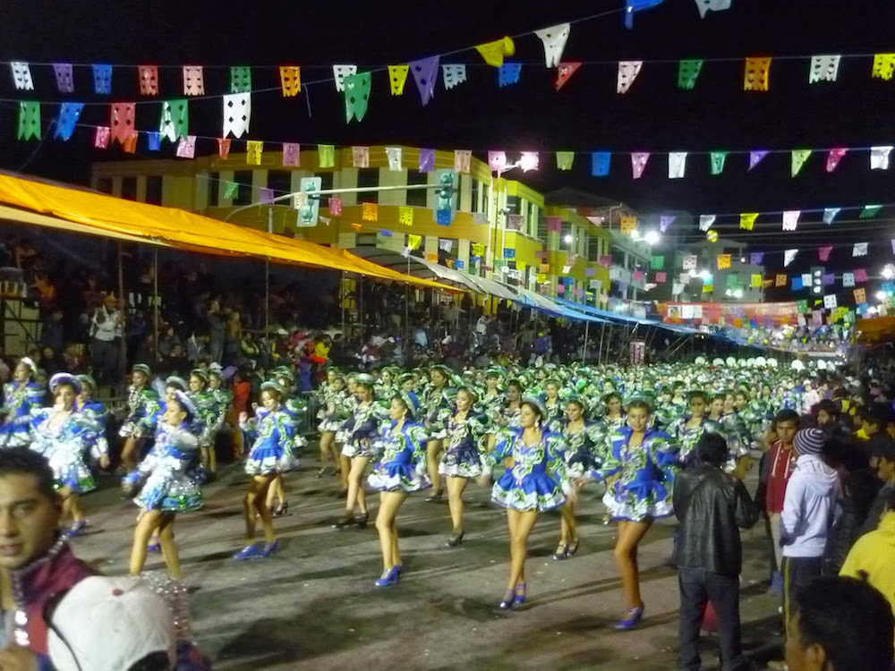 danseuses bleues carnaval oruro bolivie