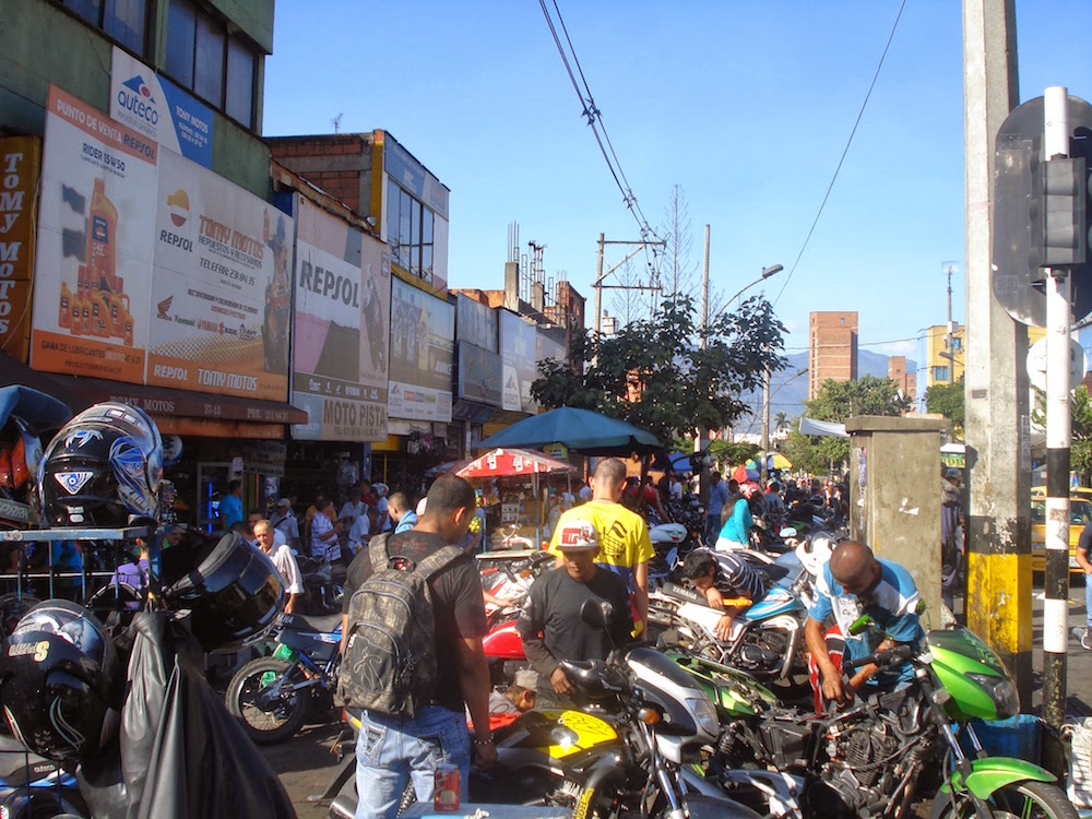 réparateurs de motos - Colombie