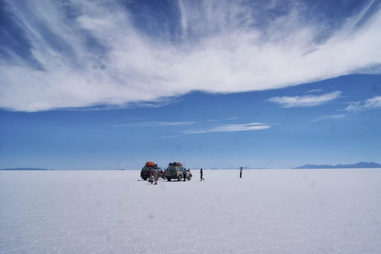 Salar d'Uyuni, majestueux désert de sel Voyage en Bolivie — free download